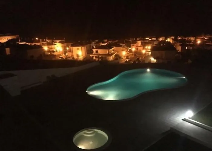 Marnix's * Назаре